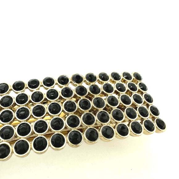 CHANEL Authentic Black - Picture 5 of 15